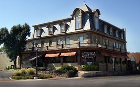 Altland House Inn & Suites